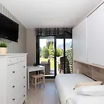 Jardin De Saras By Bevalle *
