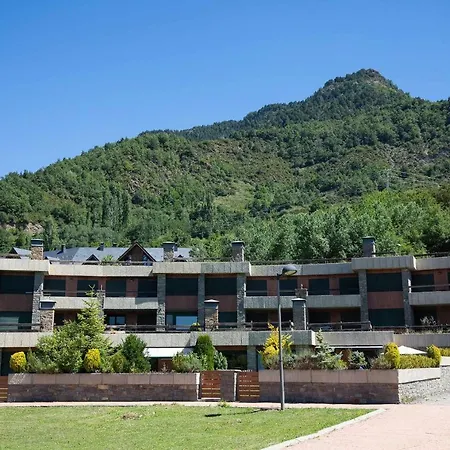 Jardín De Saras By Bevalle