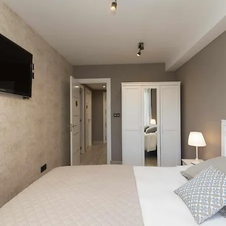 Apartamento Jardín De Saras By Bevalle